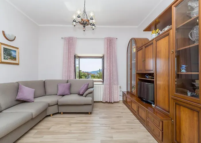 Krc Apartman Pinezići